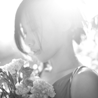 伤感女生黑白头像