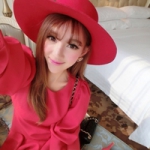 自拍女生QQ头像图片