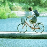 唯美骑单车女头图片