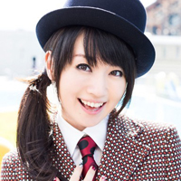 扎辫子女孩头像