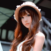 真实漂亮平凡的女头图片