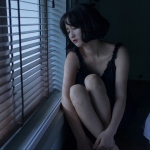 唯美伤感孤独的头像女生图片