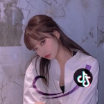 女人带抖音符号的伤感头像图片