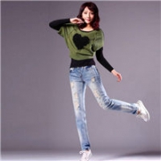 女生时尚气质乞丐牛仔裤QQ头像图片