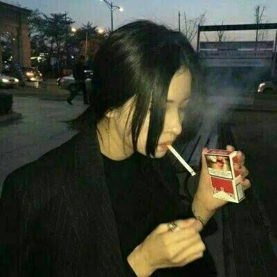 女生超拽头像很叼