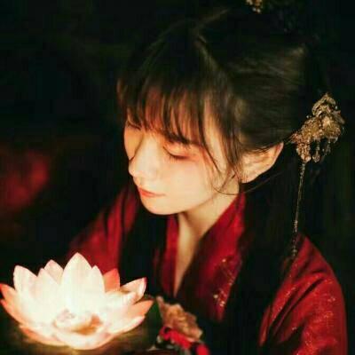 古风头像女真人红衣