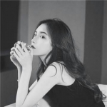 女生头像孤独伤感侧面高清图片