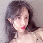 时尚潮流靓女图片微信头像