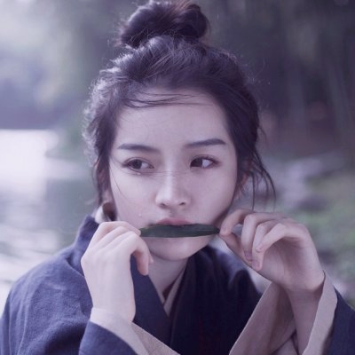 伤感古风图片女头