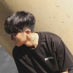 新潮的青春帅气男头图片