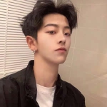 帅气的男头小哥哥图片