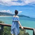 唯美的阳光蓝天白云女生头像图片